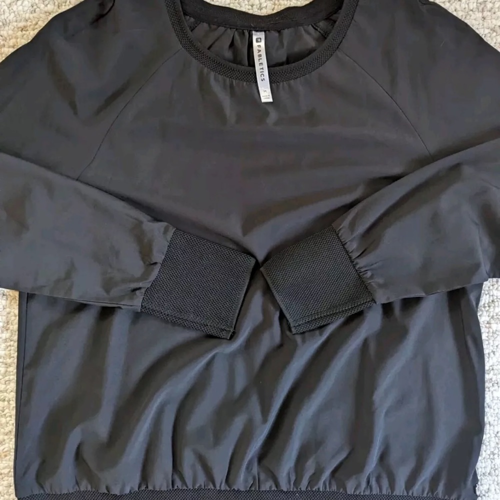 Fabletics Crew Neck ! - image 7